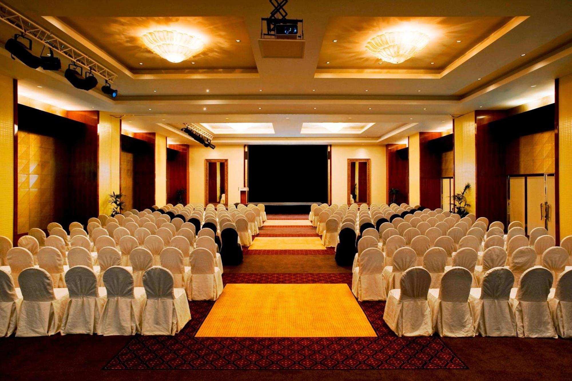 Le Meridien Al Aqah Beach Resort Extérieur photo The Grand Ballroom